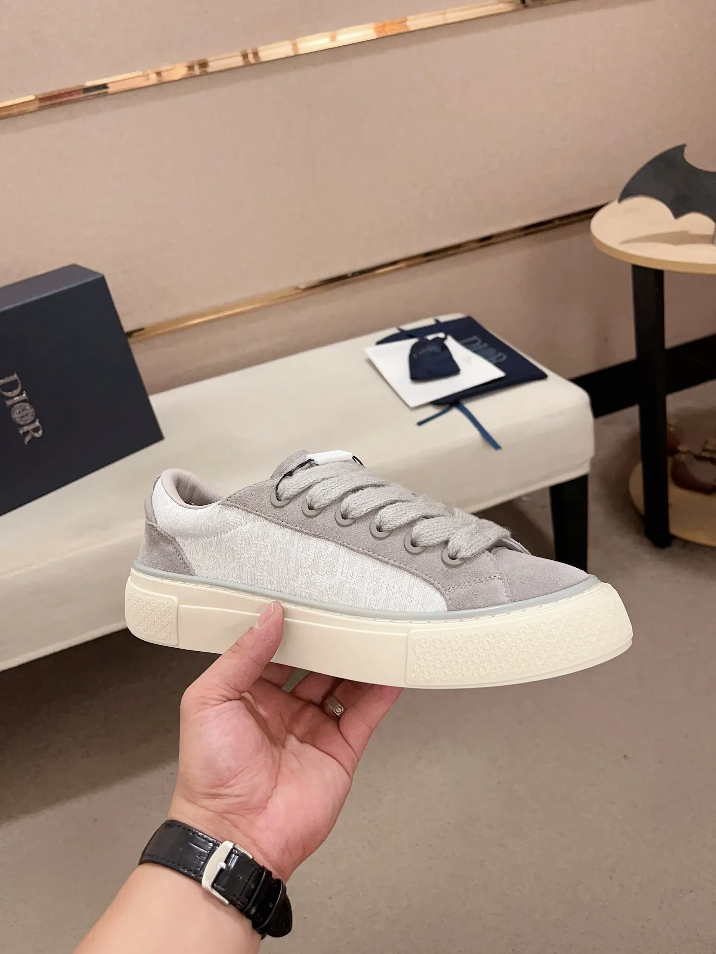 Men's shoes 💰: 640💰[Dior·Dior] Top 🔍Couple model💏🔍New casual sports style couple shoes, new four-season design, perfect workmanship, lace-up lazy style to create wardrobe quality, upper: imported first-layer cowhide, sheepskin lining is soft and comfortable, ultra-light TPU wear-resistant outsole, simple, versatile fashion men's shoes, excellent color code number 35--44